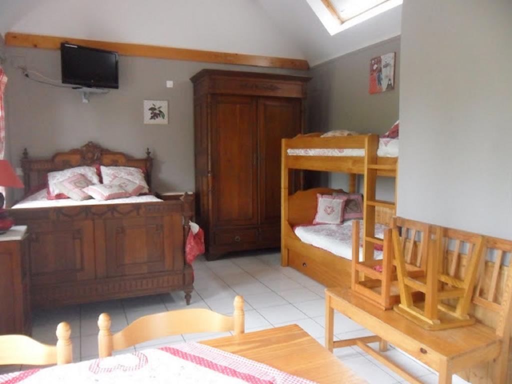Gite Hotel Chambre D' Hotes Et Roulottes Et Du Ternois Saint-Pol-sur-Ternoise Oda fotoğraf